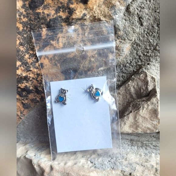 New! Teddy Bear Genuine Turquoise Inlay Stud Earrings - Picture 1 of 3